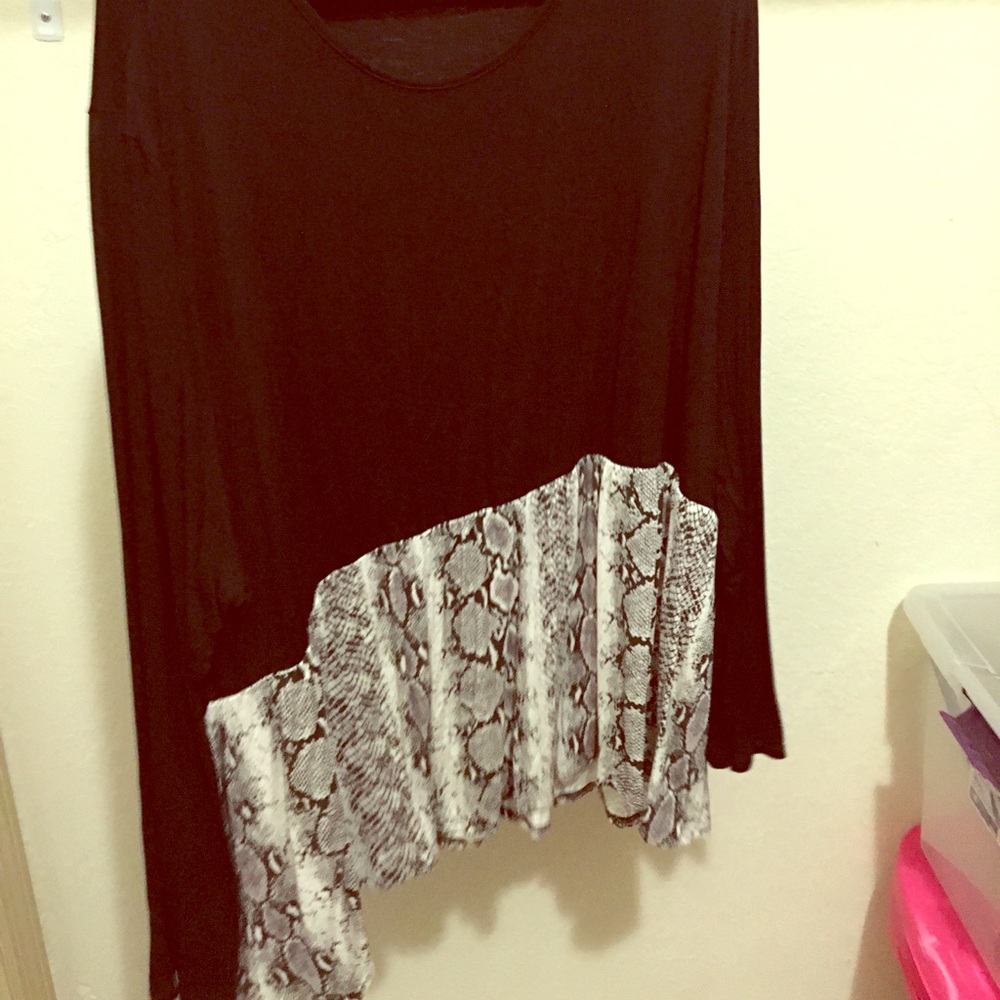 Flowy Colorblock Snake Print Top